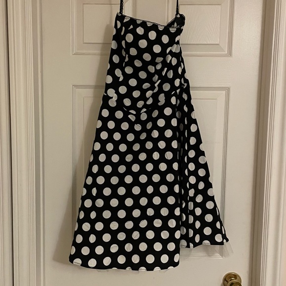 Classic B+W size 6 vintage style dress - Picture 4 of 4